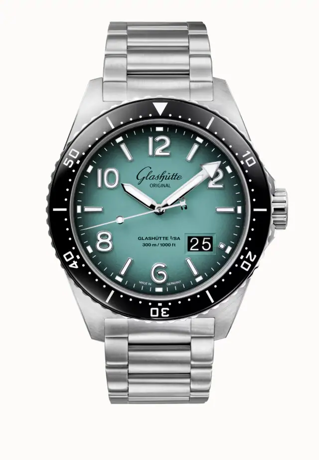 Glashutte Original SeaQ Panorama Date "Northern Tide" 1-36-13-08-80-70