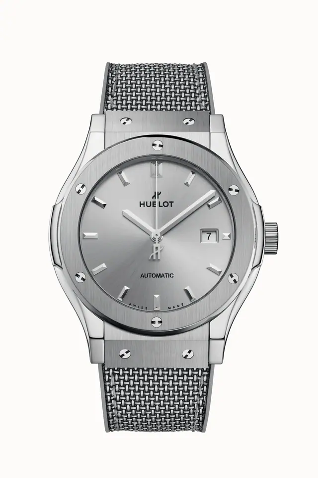 Hublot Classic Fusion Essential Grey 42 mm 542.NX.5610.NR.HEC24