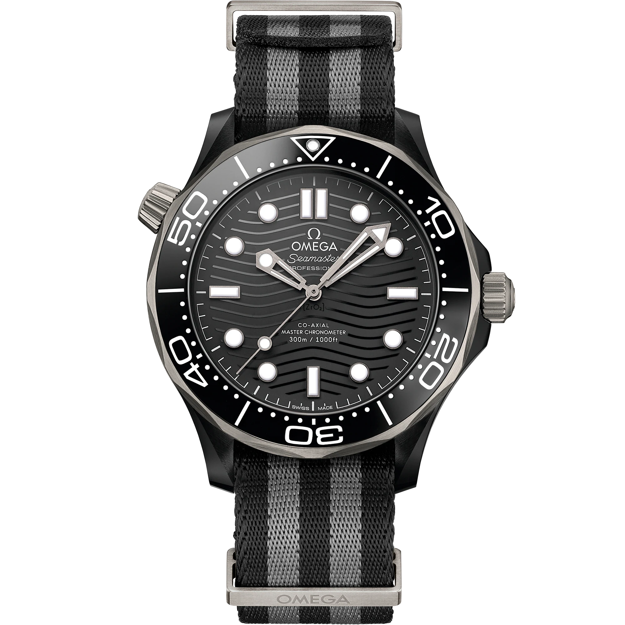 Omega Seamaster Diver 300M 43.5 mm, black ceramic on NATO strap 210.92.44.20.01.002