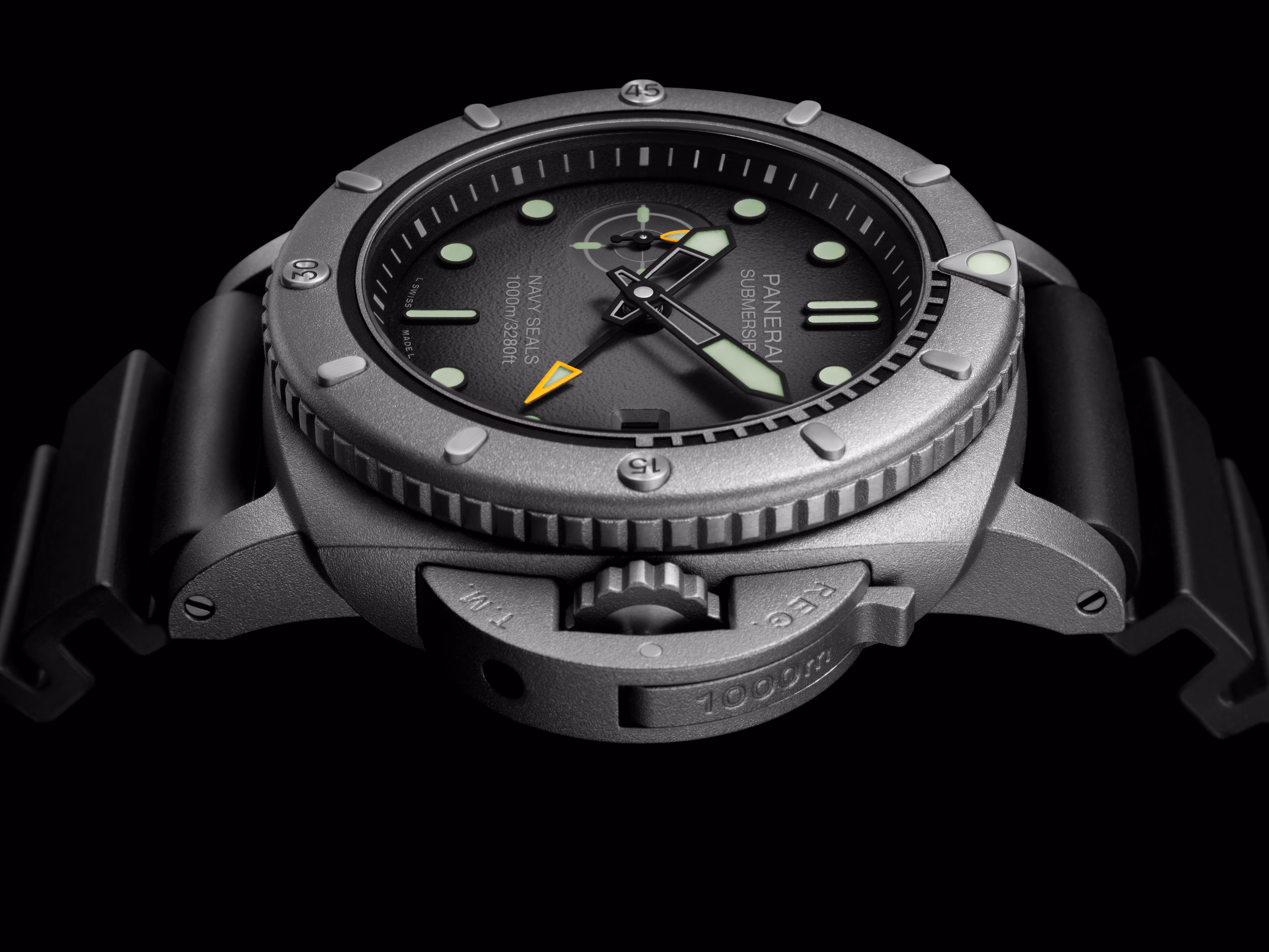 Panerai Submersible Navy Seals Afniotech™ Experience PAM01089