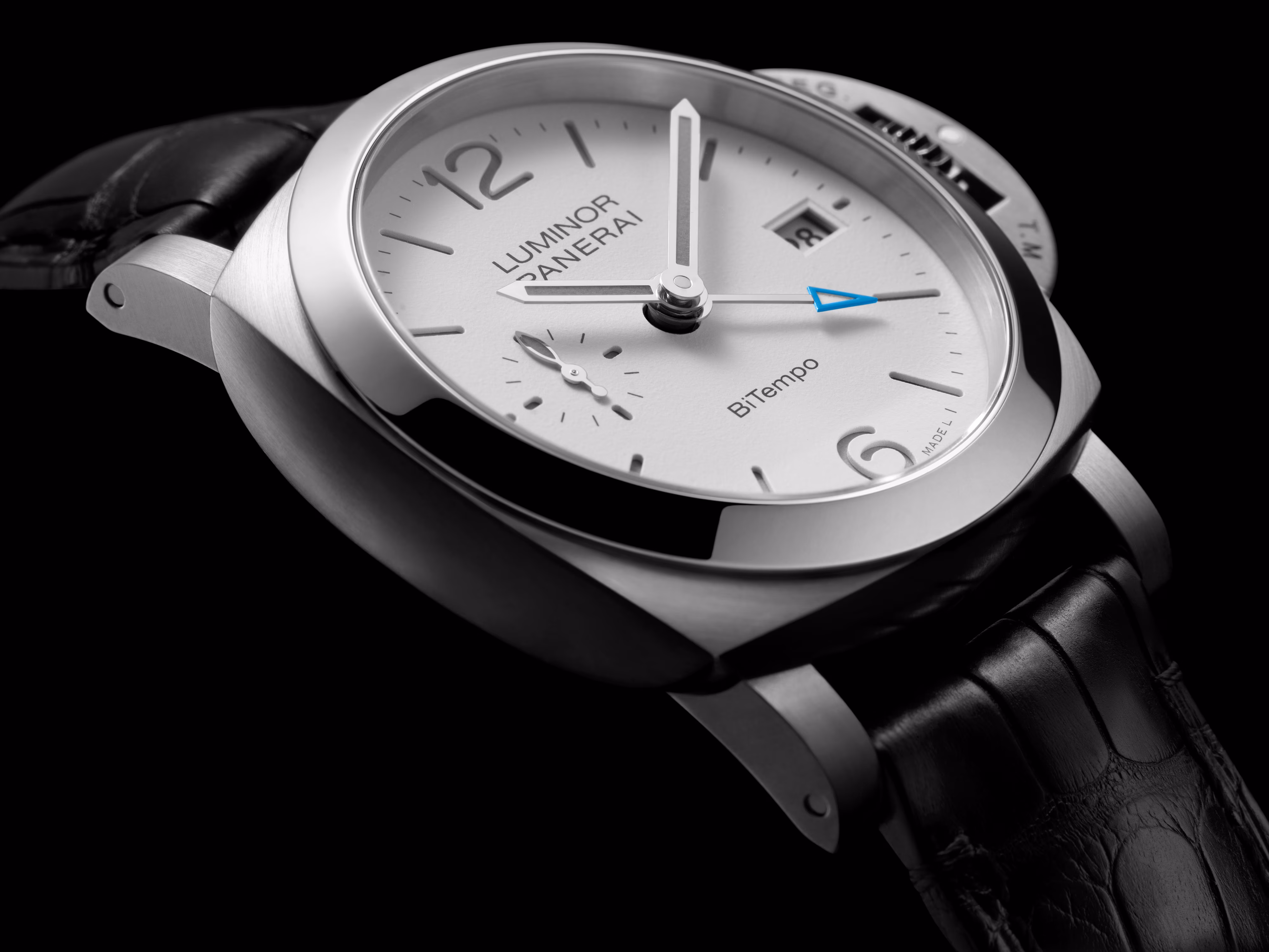 Panerai Luminor GMT, Luminor PAM01367