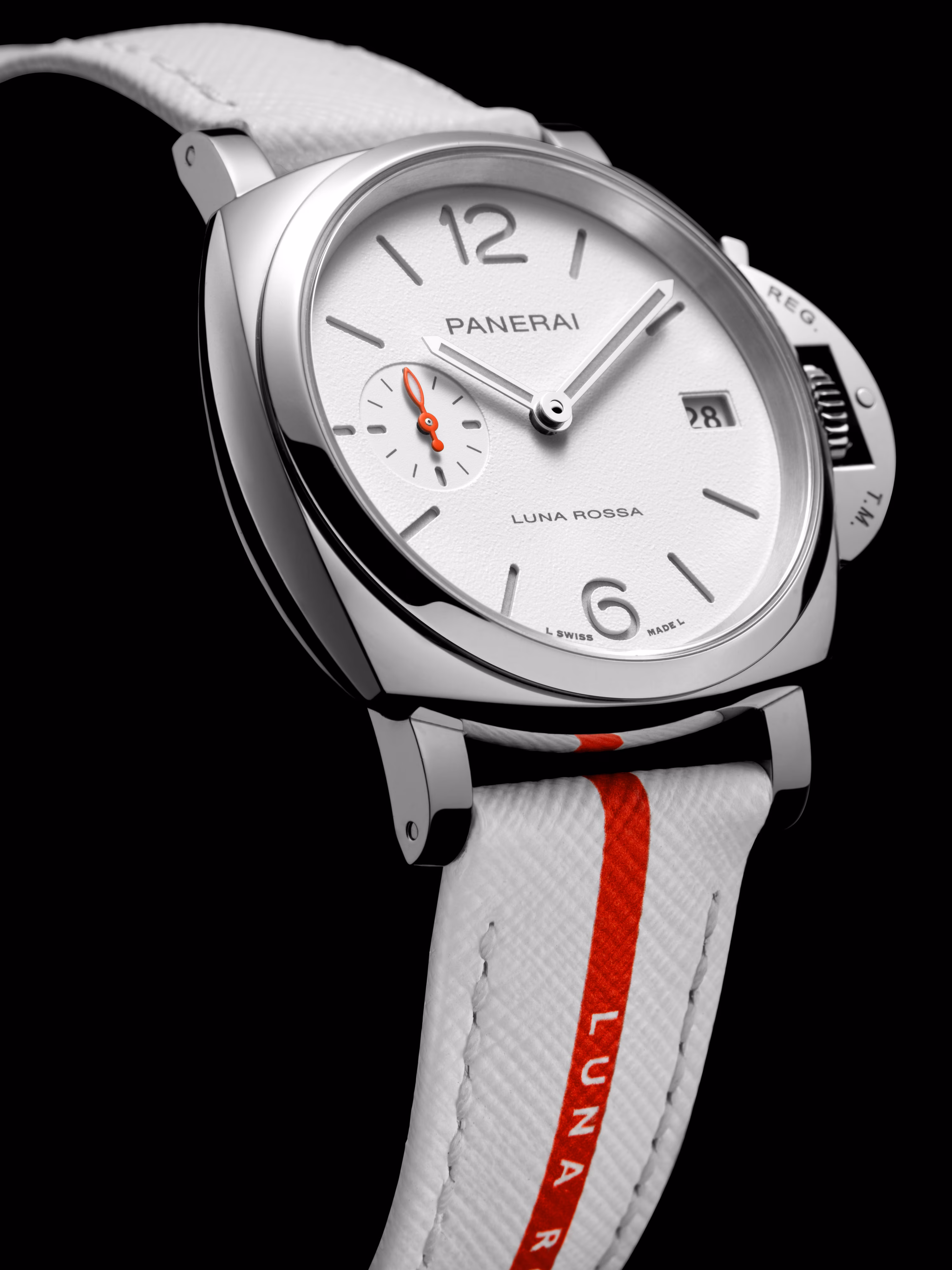 Panerai Luminor Due Luna Rossa, Luminor Due PAM01378