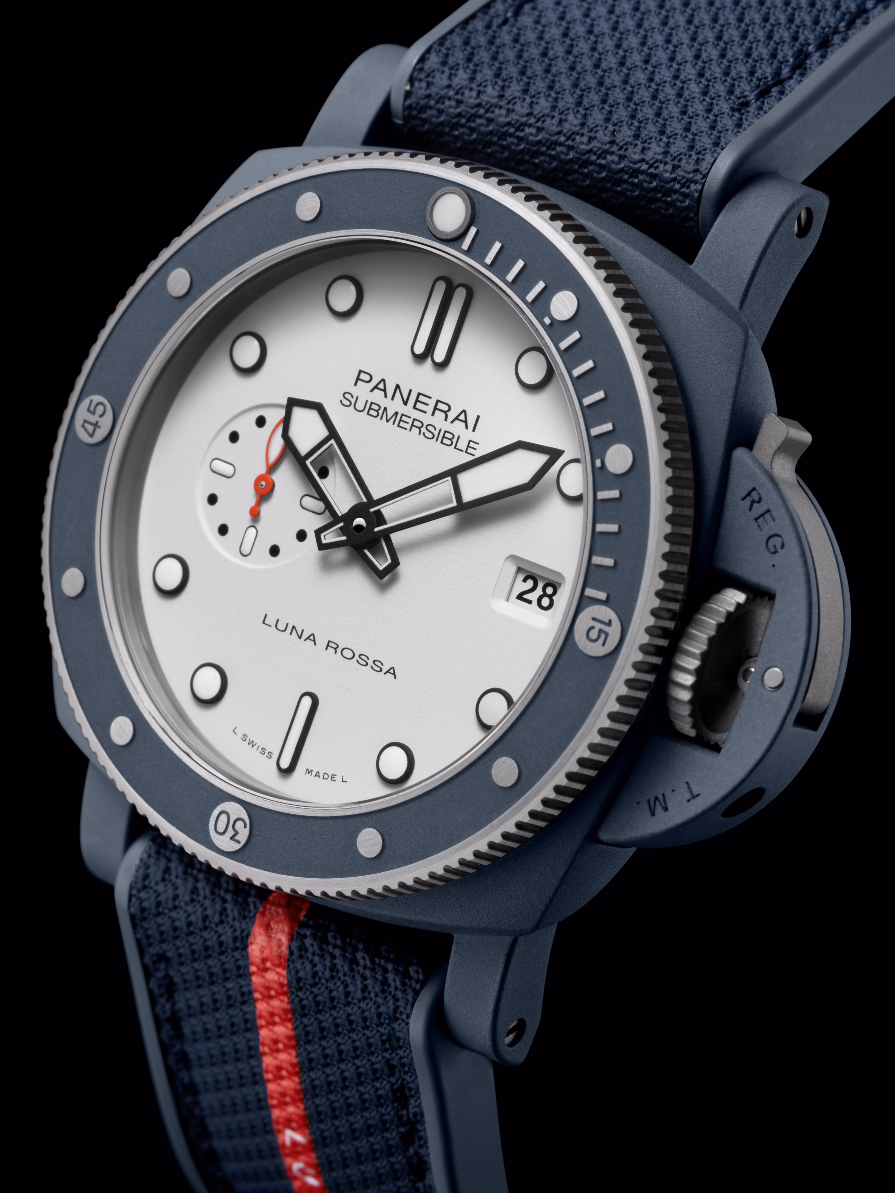 Panerai Submersible Luna Rossa, Submersible PAM01543