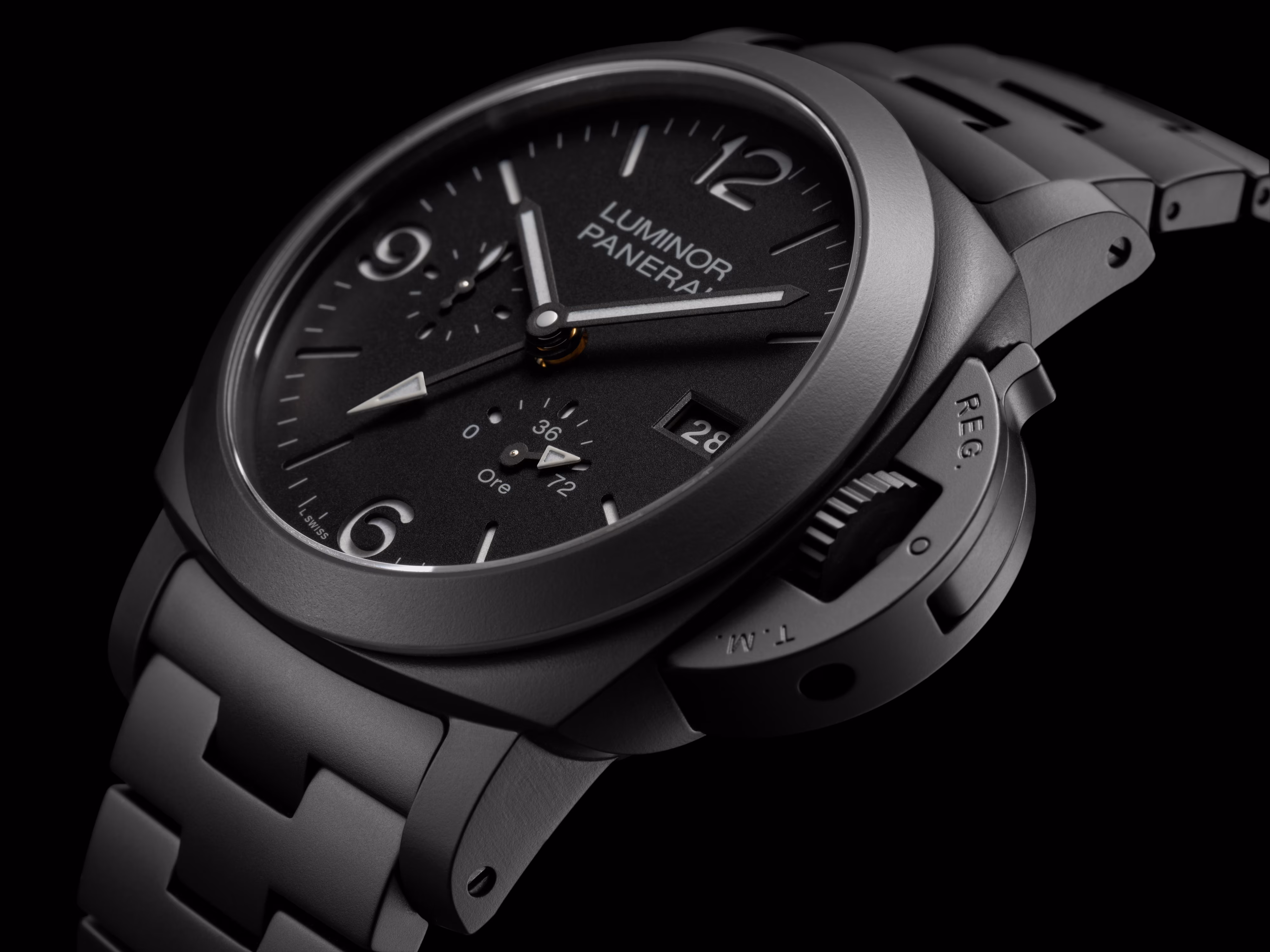 Panerai Luminor GMT Power Reserve Ceramica PAM01674