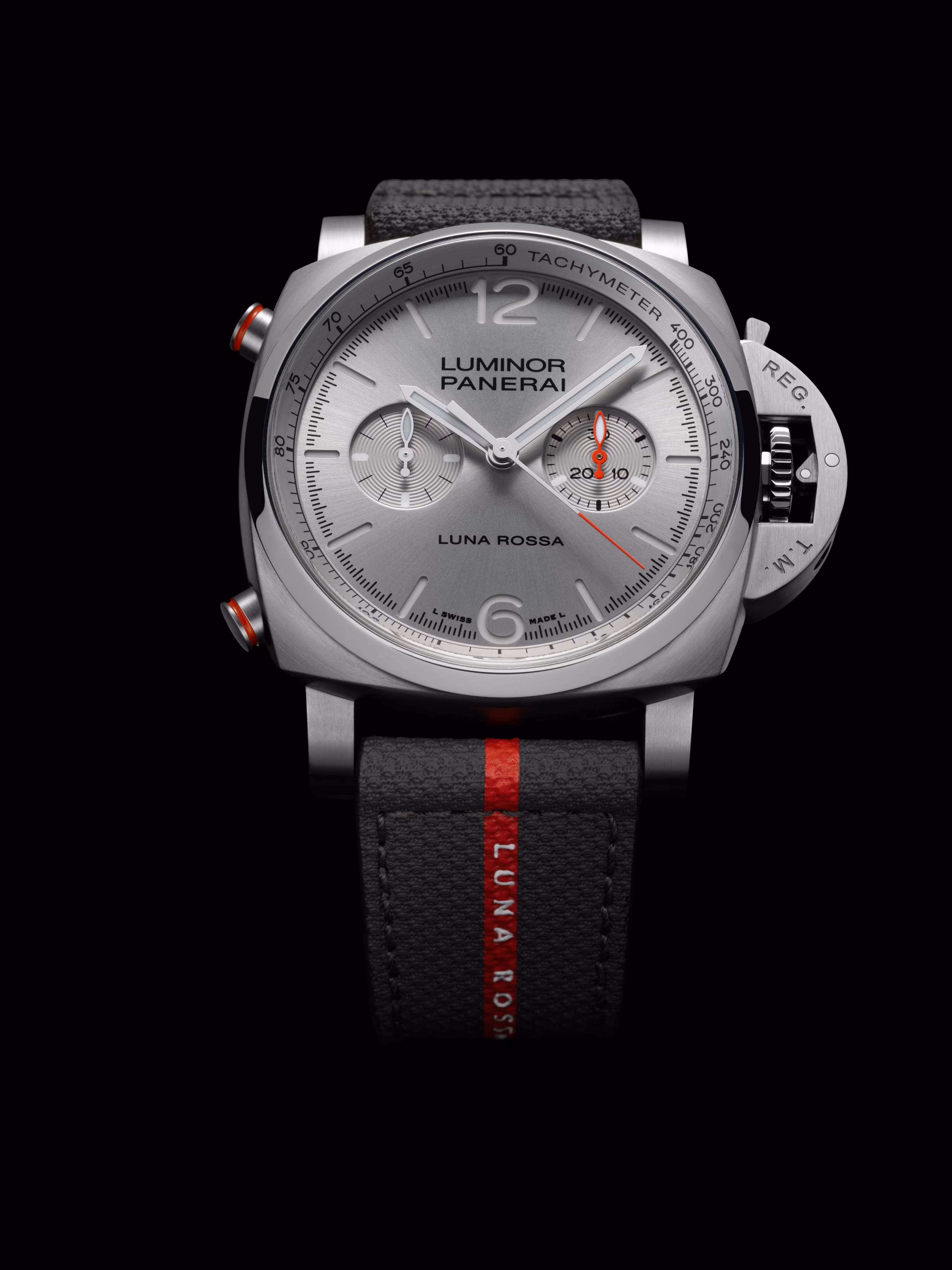 Panerai Luminor Luna Rossa Chrono PAM01768