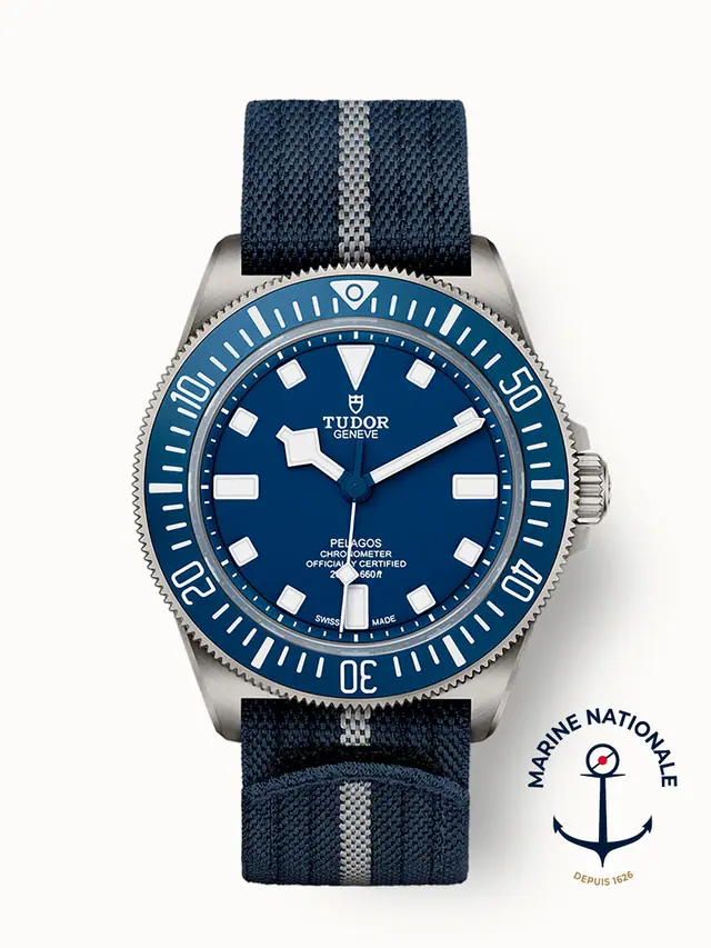 Tudor Pelagos FXD, 42mm titanium case, Navy blue fabric strap M25707B-0001