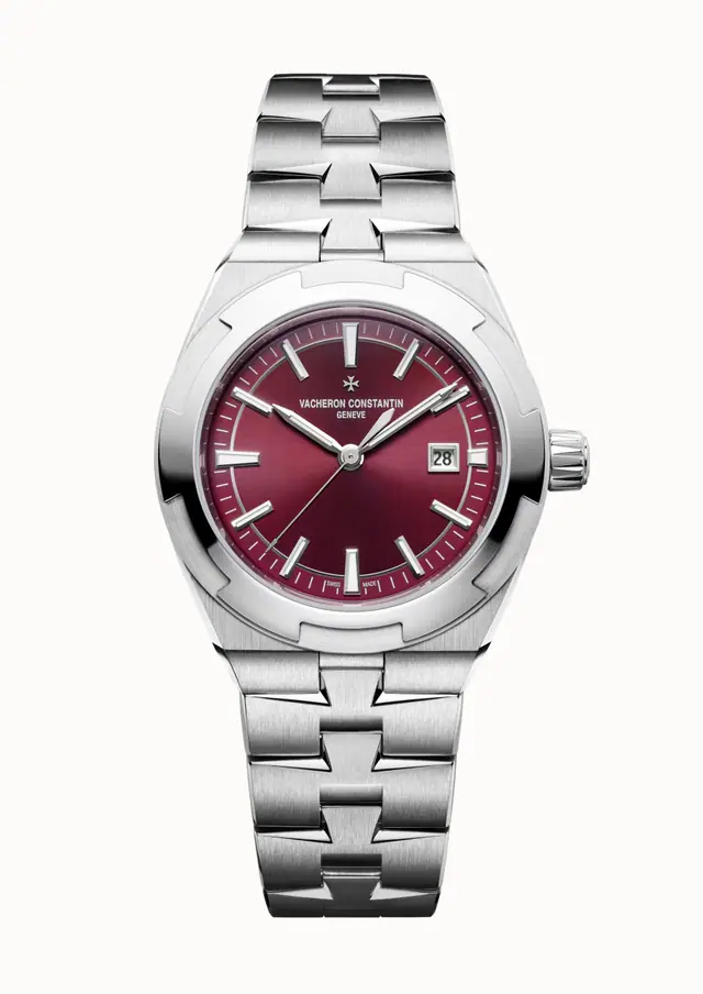 Vacheron Constantin Overseas self-winding, 4600V/200A-H127 34.5 mm Steel