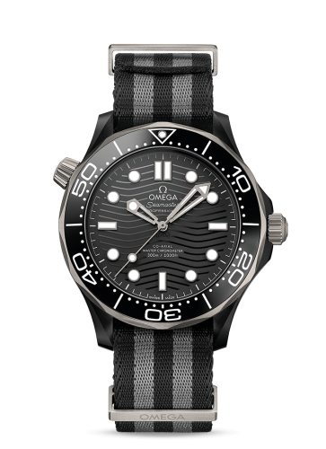 Omega Seamaster Diver 300M Master Co-Axial 43.5 Ceramic / Titanium / Black / NATO 210.92.44.20.01.002