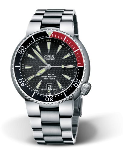 Oris Divers Date Titanium / Black / Bracelet 01 733 7562 7154-07 8 24 70PEB