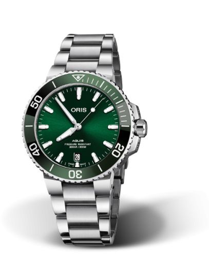Oris Aquis Date 39.5 Stainless Steel / Green / Bracelet 01 733 7732 4157-07 8 21 05PEB