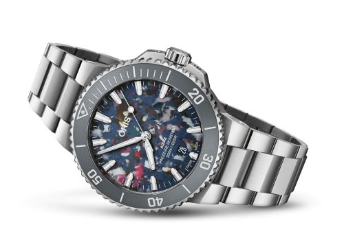 Oris Aquis Date 41.5 Stainless Steel / Upcycle 01 733 7787 4150-07 8 22 04PEB