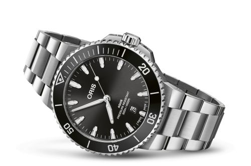 Oris Aquis Date 43.5 Stainless Steel / Black / Bracelet 01 733 7789 4154-07 8 23 04PEB