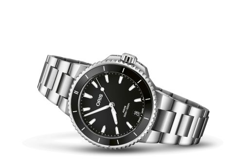 Oris Aquis Date 36.5 Stainless Steel / Black / Bracelet 01 733 7792 4154-07 8 19 05P
