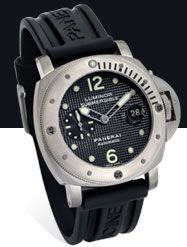 Panerai Luminor Submersible Hobnail PAM00025