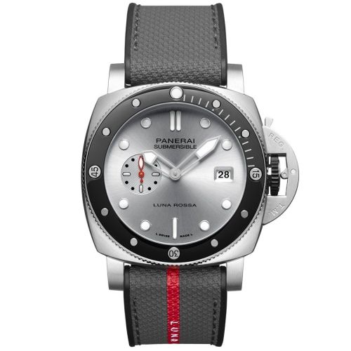 Panerai Submersible QuarantaQuattro Luna Rossa 37th America's Cup PAM01681