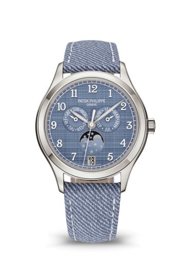 Patek Philippe Annual Calendar 4946 White Gold / Blue Shantung 4946G-001