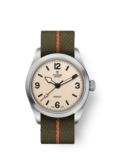 Tudor Ranger 36 / Dune White / Fabric 79930-0008